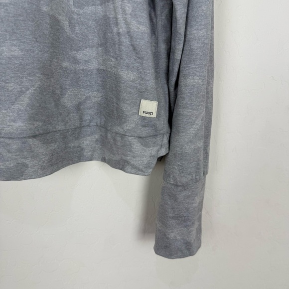 Vuori Halo essential hoodie in light gray camo - Picture 4 of 6